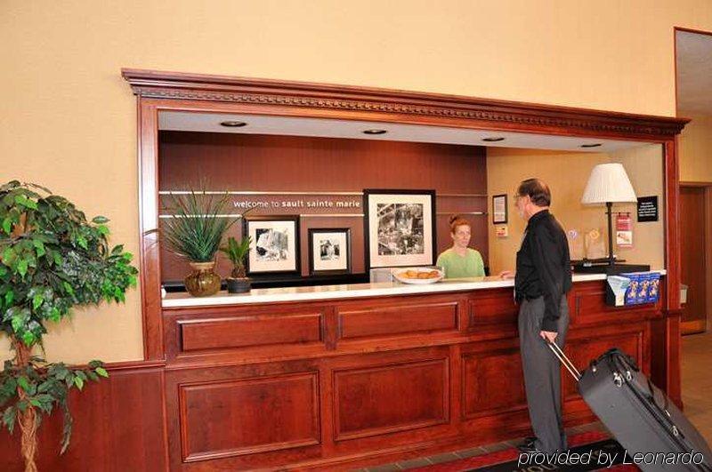 Hampton Inn Sault Ste Marie, Mi Interior photo