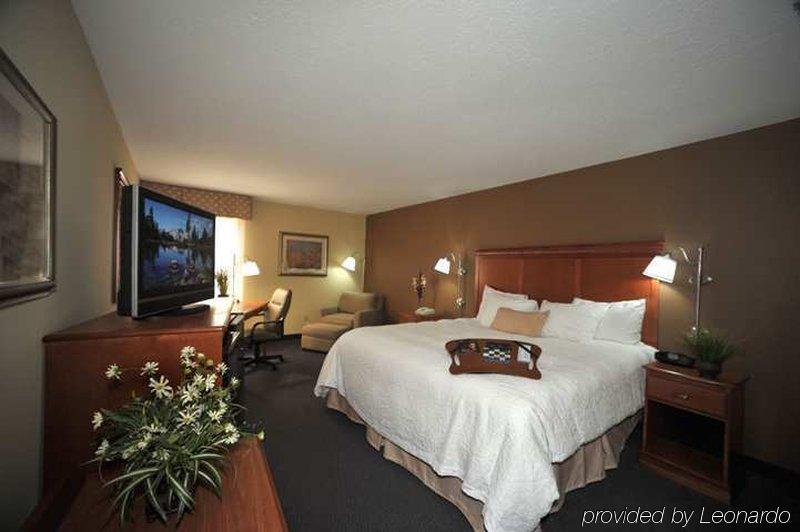 Hampton Inn Sault Ste Marie, Mi Room photo