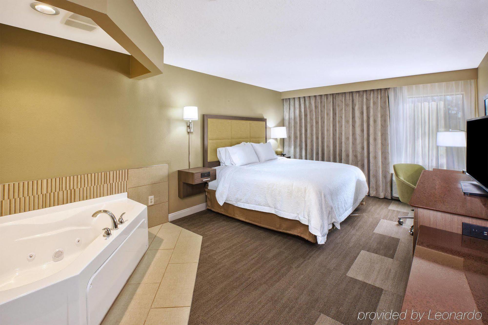 Hampton Inn Sault Ste Marie, Mi Exterior photo