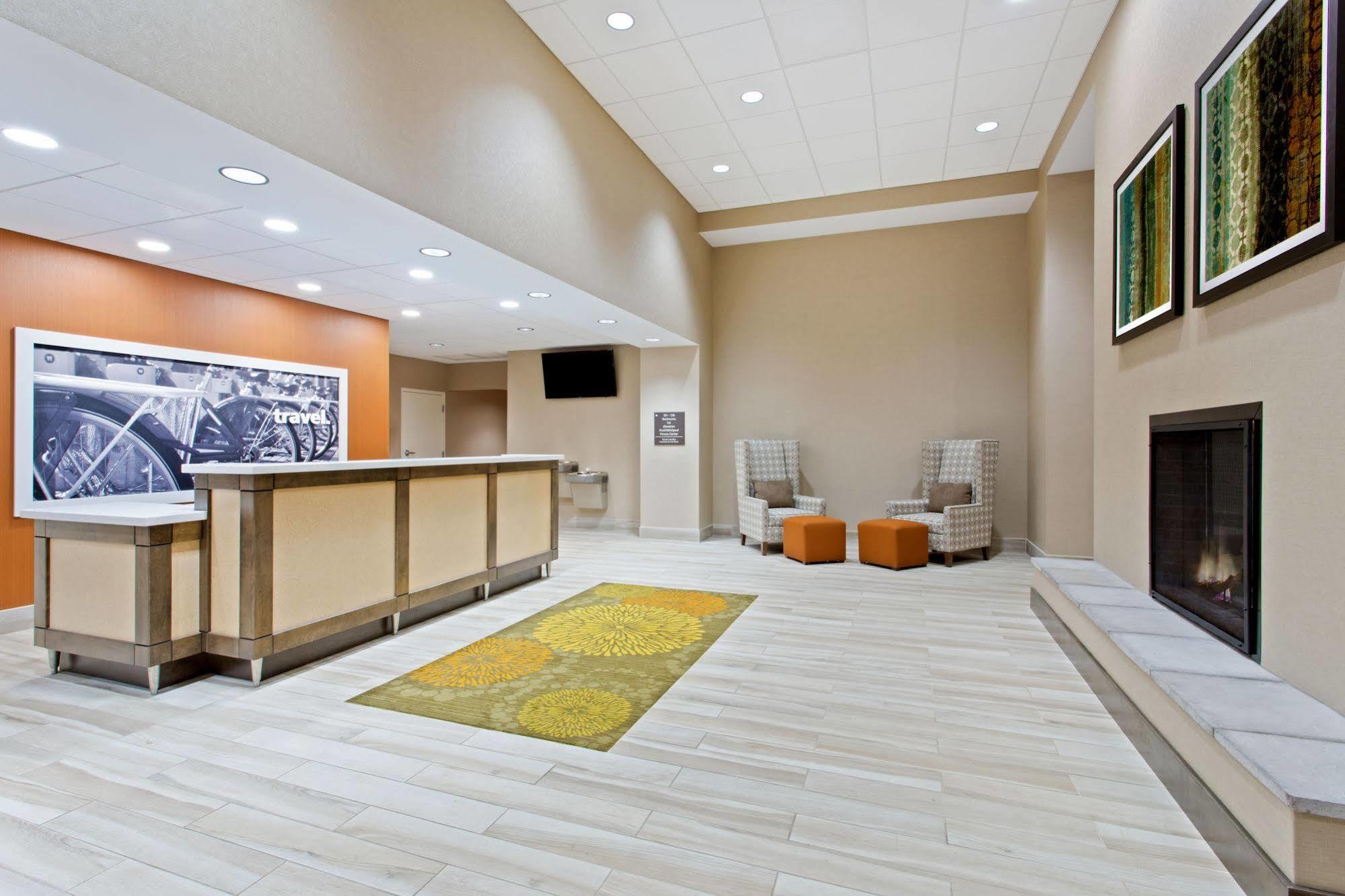 Hampton Inn Sault Ste Marie, Mi Exterior photo
